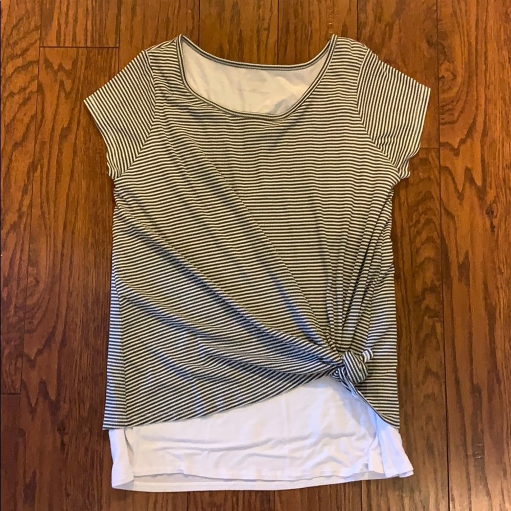 Motherhood Maternity side knot nursing tee